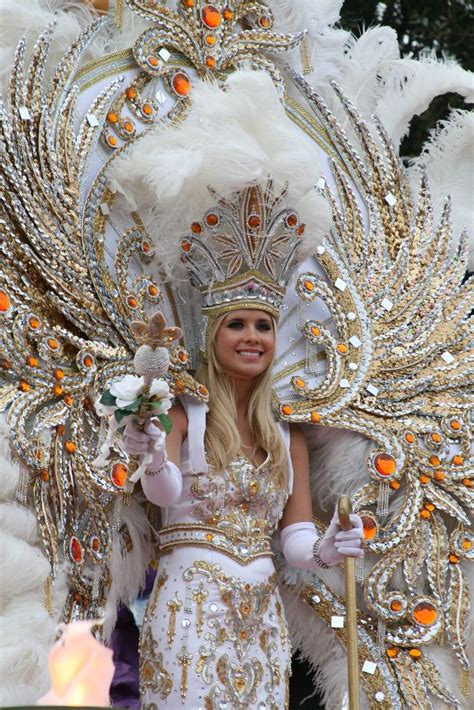 Unveiling the secrets of Carnival Magix: traditions and customs revealed